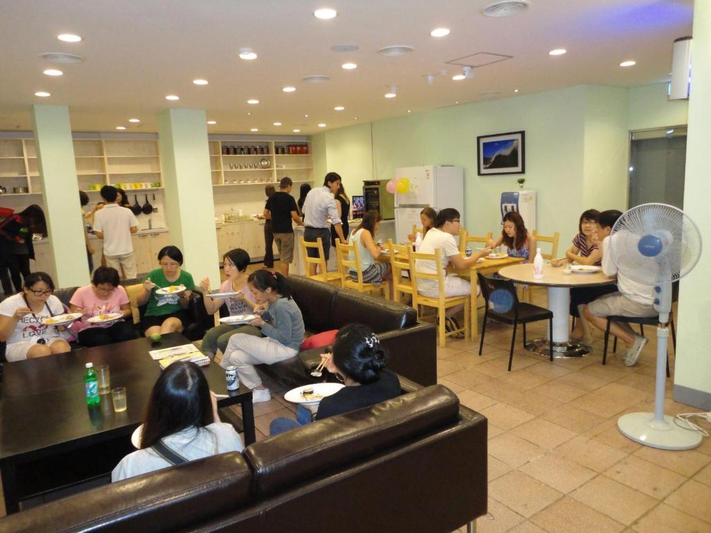 ยูแอนด์ไอ เกสท์เฮาส์ Hotel เมืองเชจู ภายนอก รูปภาพ